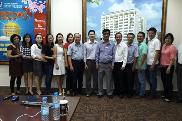 be giang khoa dao tao phuong phap nghien cuu khoa hoc cho giang vien khoi kinh te